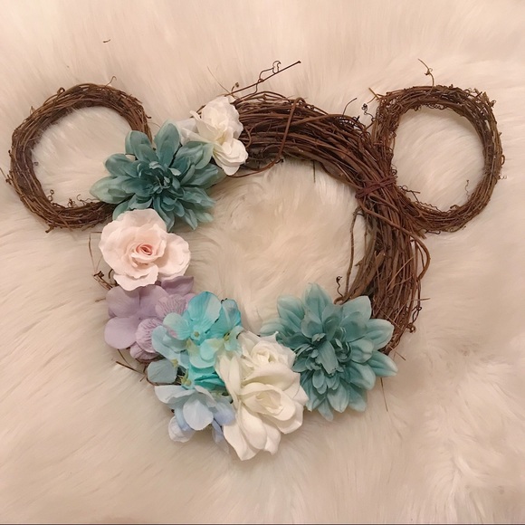 Accessories - Mickey wreath